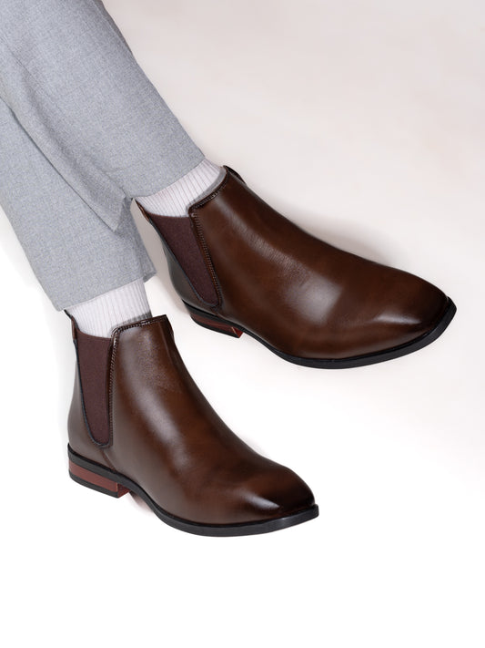 Fentacia Men Square Toe Pull-On Chelsea Boots