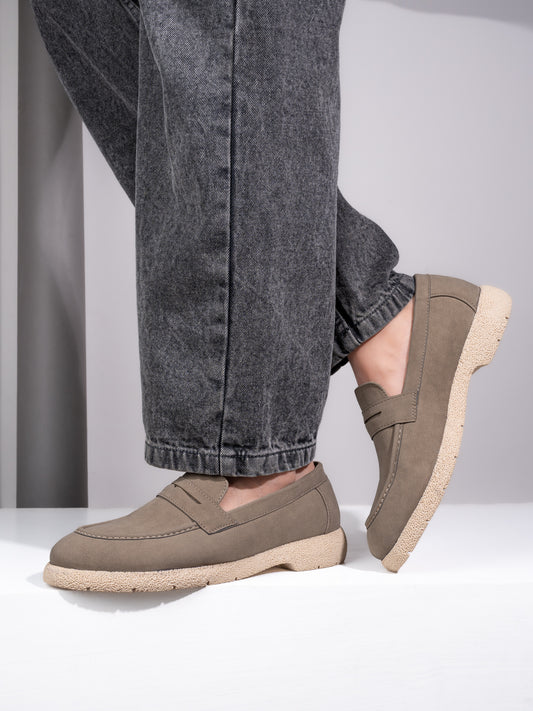Fentacia Men Brown Nubuck Comfort Loafers
