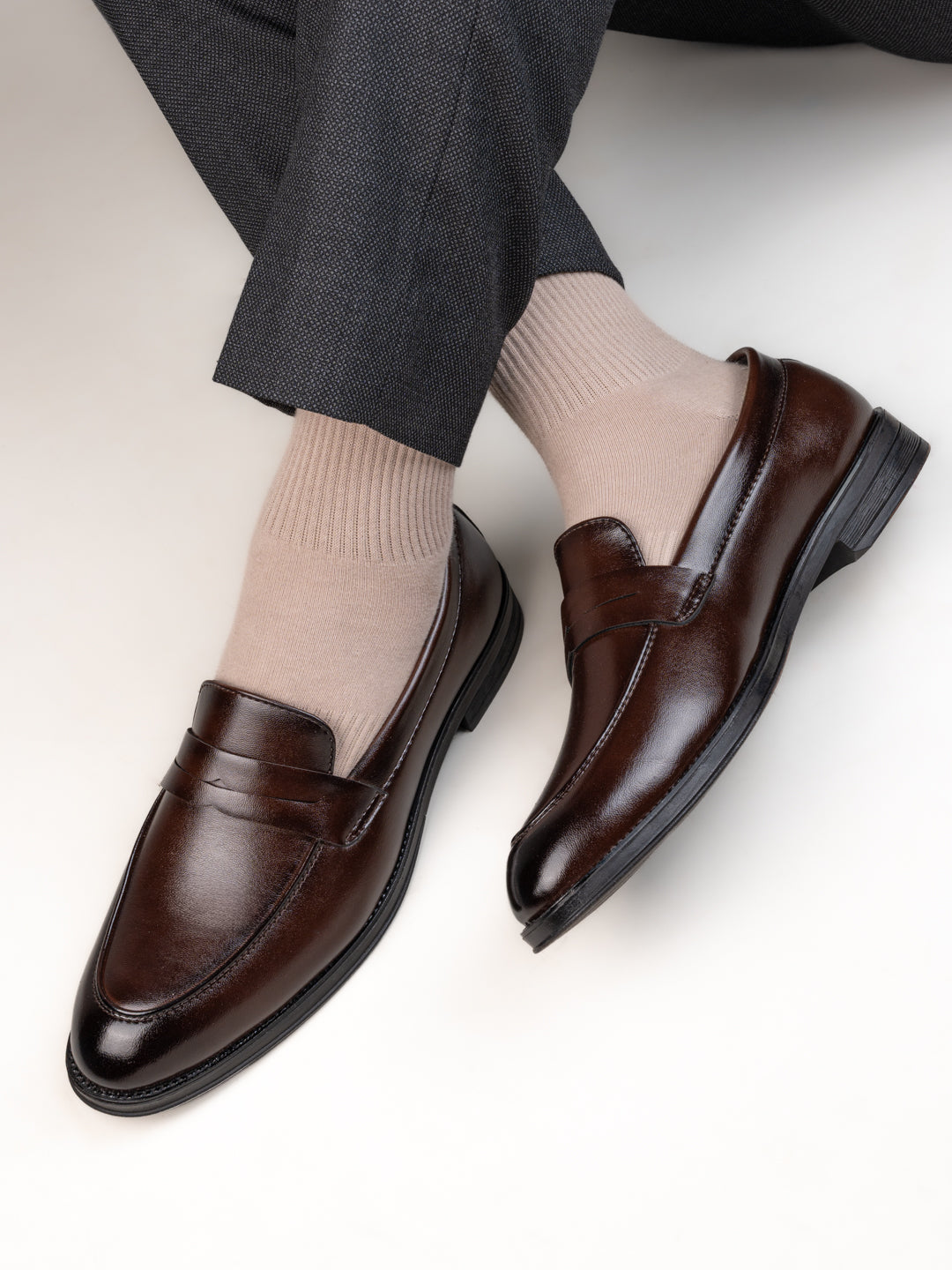 Fentacia Men Black Solid Formal Shoes