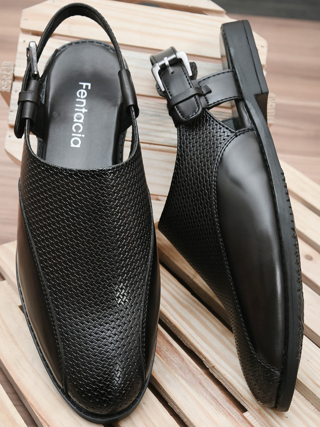 Fentacia Men Peshawari Sandals