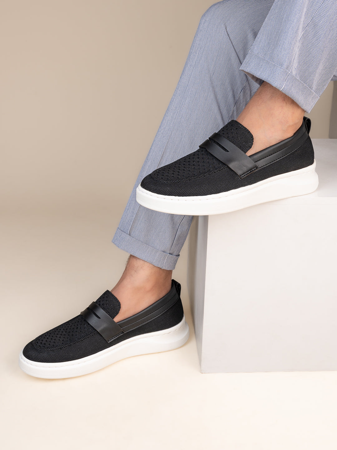 Fentacia Men Flynit Casual Loafers