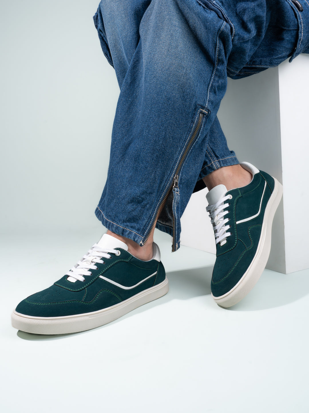 Fentacia Men Nubuck Casual Sneakers