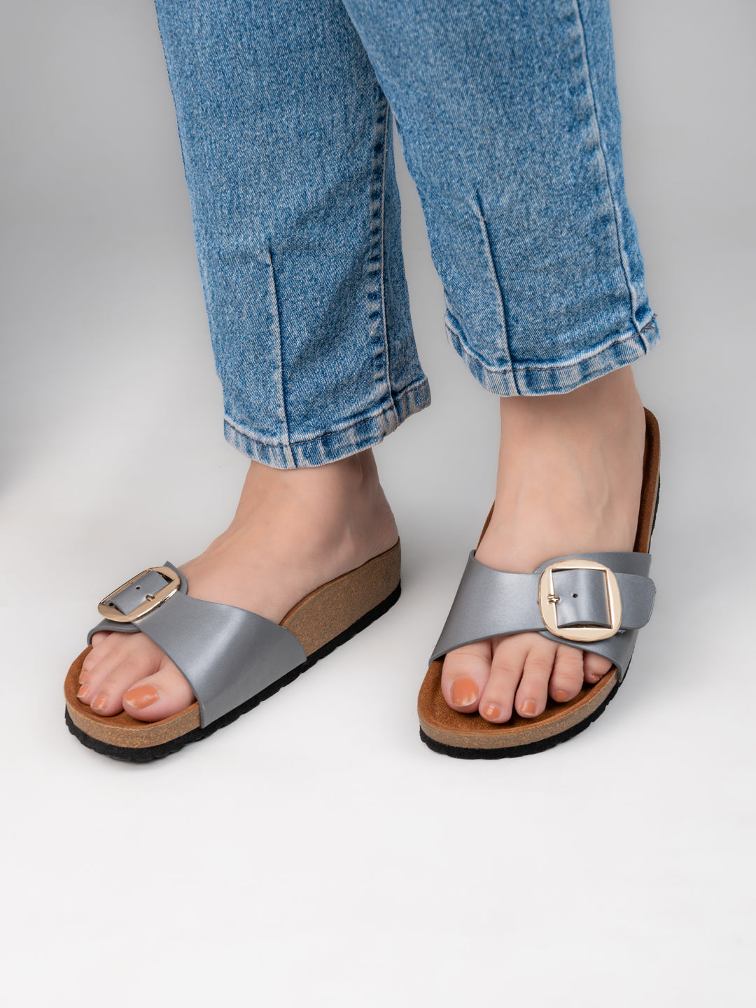 Fentacia Women Flat Sandals
