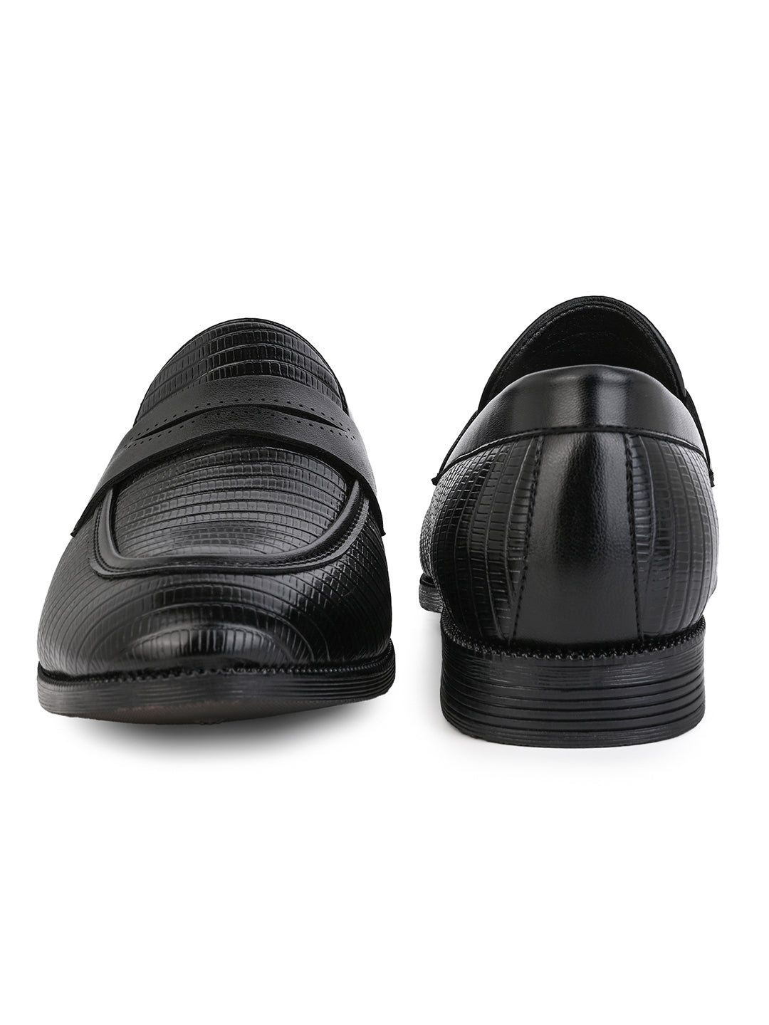 Fentacia Men Black Textured Formal Shoes