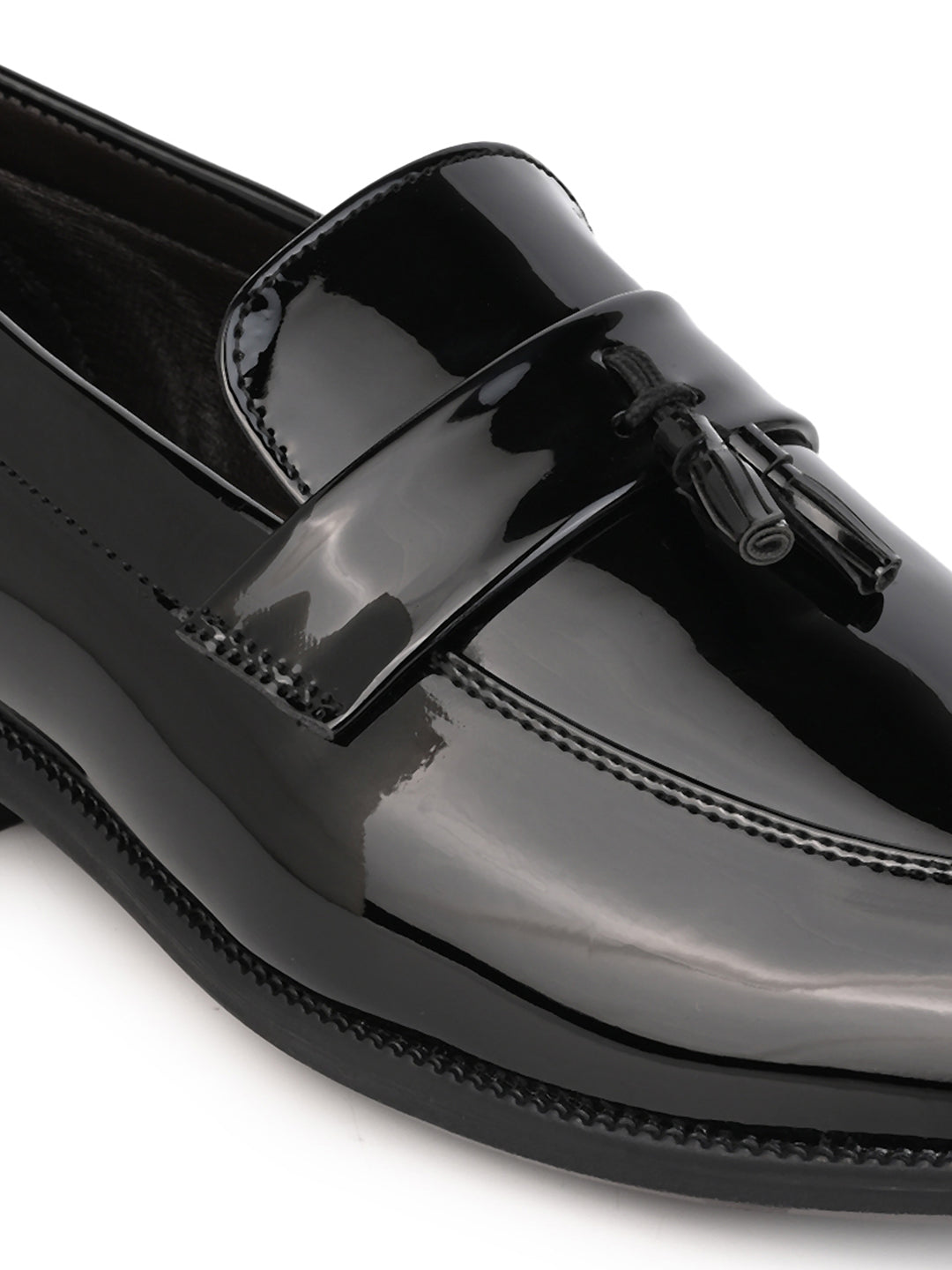 Fentacia Men Black Formal Tassel Slip-On Loafers