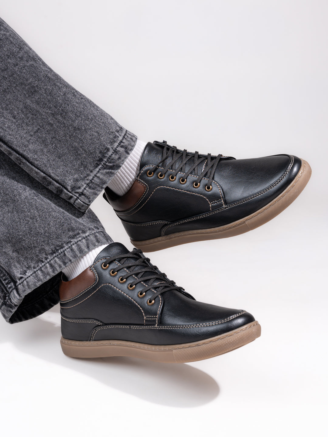 Fentacia Men Synthetic Casual Mid-Top Sneakers