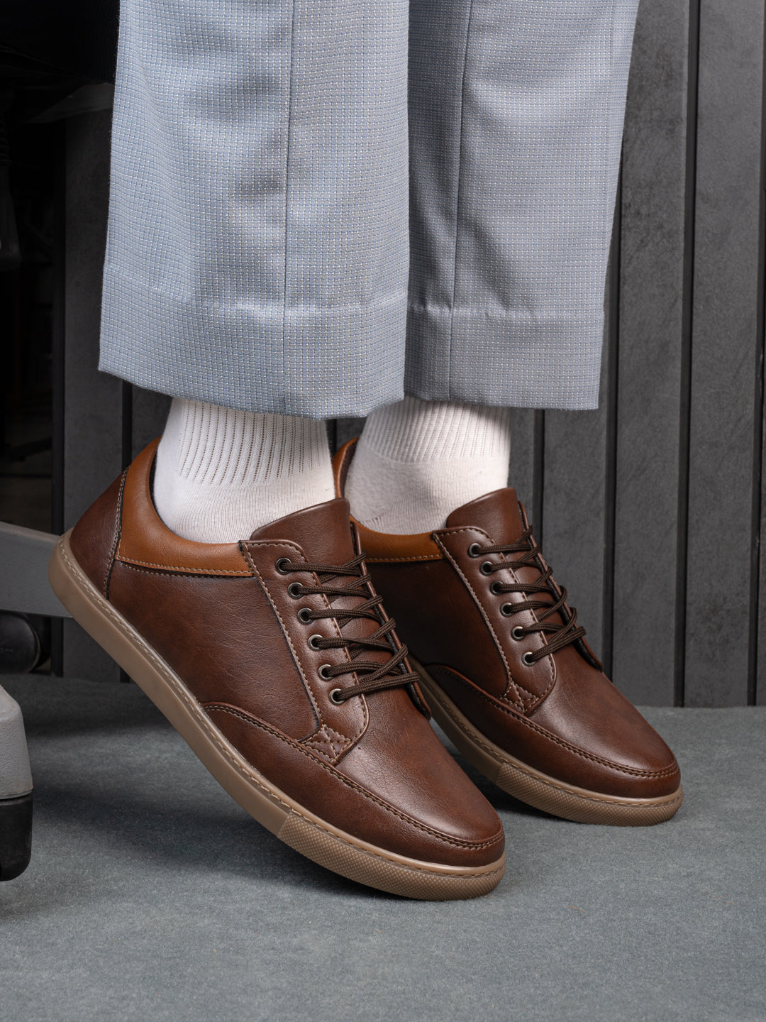Fentacia Men Synthetic Casual Sneakers